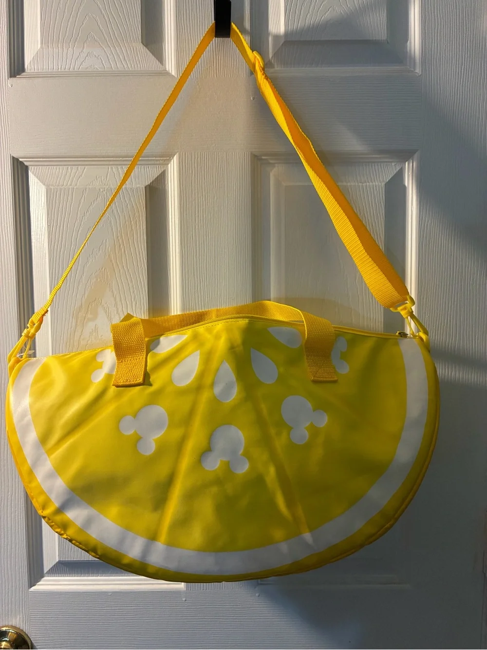 Disney bright lemon